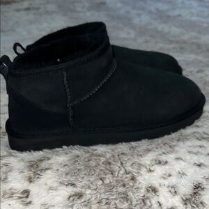 Black Classic Ultra Mini Ugg Ankle Bootie Size 10